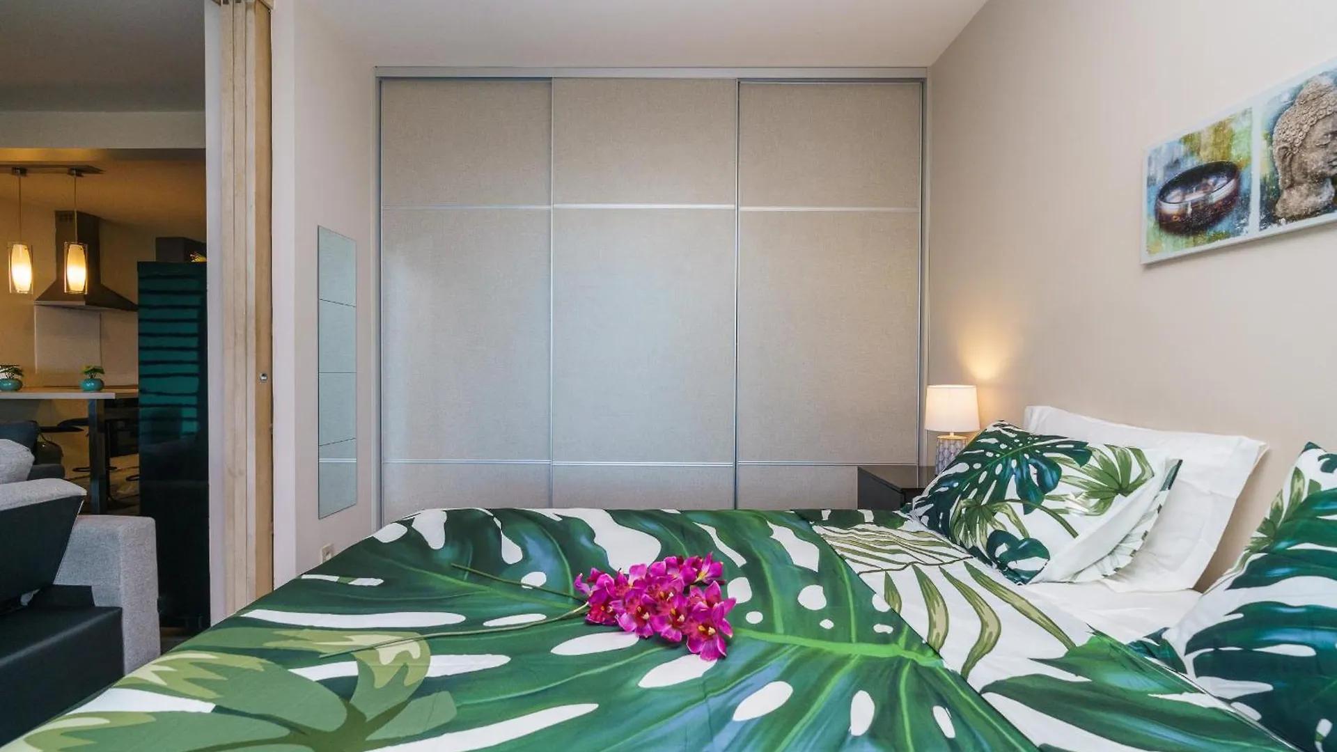 Vaikea Tiare Studio - View & Pool In Faaa 0*,