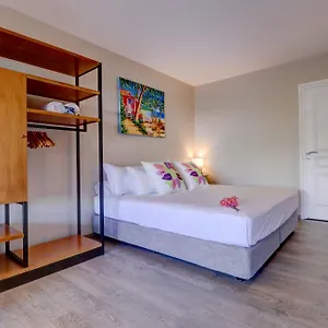 Premium Proche Aeroport, Wifi, Piscine, Parking Fa'a'ā